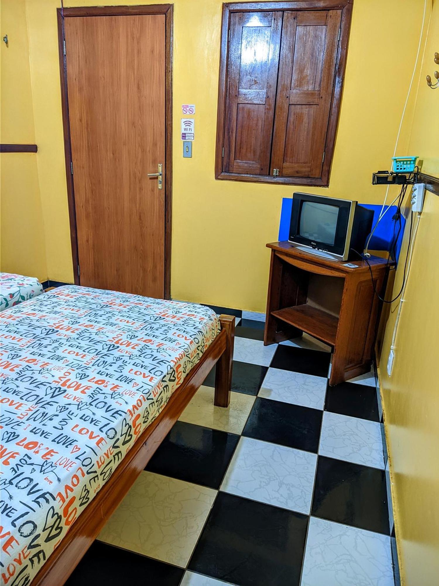 Pousada Aguiar Rio Preto Da Eva Exterior foto